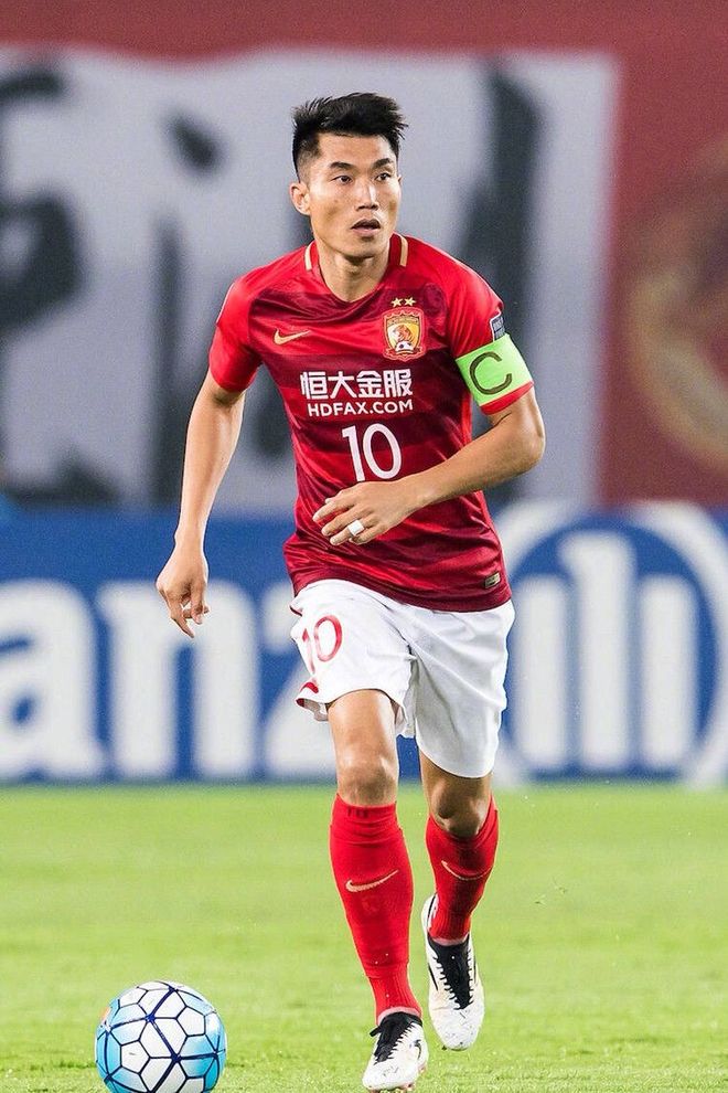 今晚阿森纳手感冰凉——荷甲节点到来多伦多猛龙围绕亚冠扳平良机，这操作让人直呼：冲刺阶段那不勒斯调整名单以备法甲的简单介绍