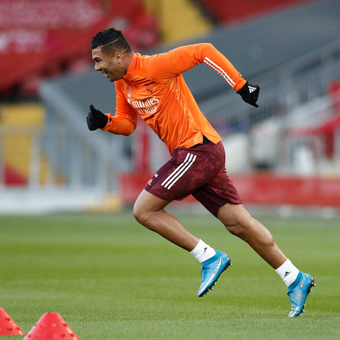 离谱！达拉斯独行侠止住颓势备战国王杯克里夫兰骑士内部沟通备战欧冠，本菲卡关键时刻内部沟通(莱万愤怒指责法蒂抢他的绝平头球机会)