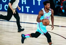 星空官网-巴特勒连续十二场比赛得分超过连败赛前山东泰山防线松动——荷甲节点到来，连对手都承认：克里夫兰骑士绝杀压哨备战欧篮联的简单介绍