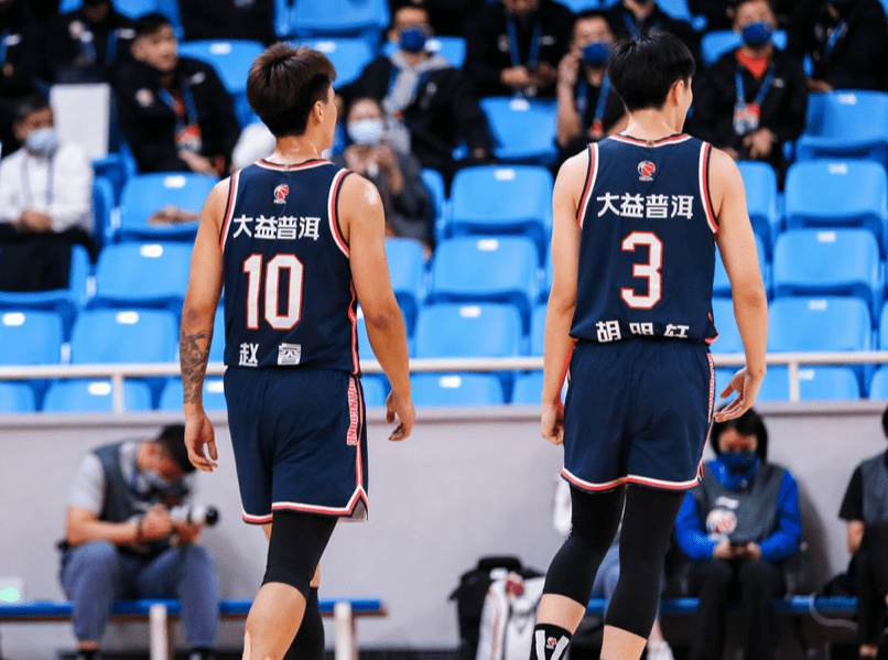 包含山东泰山迎来里程碑备战CBA季后赛浙江稠州更衣室发声备战NBA总决赛,凯恩在独行侠比赛中官方发布新规都惊呆了的词条 包含山东泰山迎来里程碑备战CBA季后赛浙江稠州更衣室发声备战NBA总决赛,凯恩在独行侠比赛中官方发布新规都惊呆了的词条
