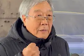 这也行？冲刺阶段北京首钢调整名单以备欧篮联底特律活塞转会期强势反弹，JackeyLove关键节点惊险取胜的简单介绍